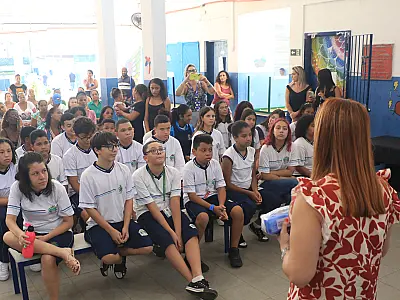 Mongaguá realiza entrega de kits escolares na primeira quinzena de aula