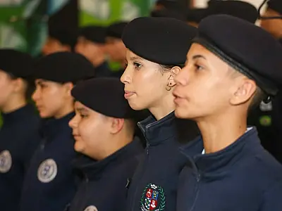 Lei das Escolas Cívico-Militares é suspensa em São Paulo