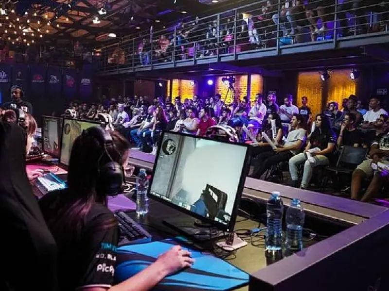 Mulheres dominam o competitivo dos jogos eletrônicos