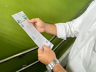 Moradora de Guarujá é sorteada e vai receber R$ 3 mil de descontos na conta de energia