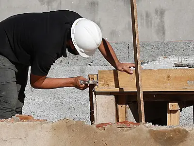 IBGE: desemprego cai para 7,9% no trimestre encerrado em julho