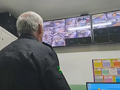 Guarujá ultrapassa marca de 2 mil câmeras de monitoramento em unidades escolares