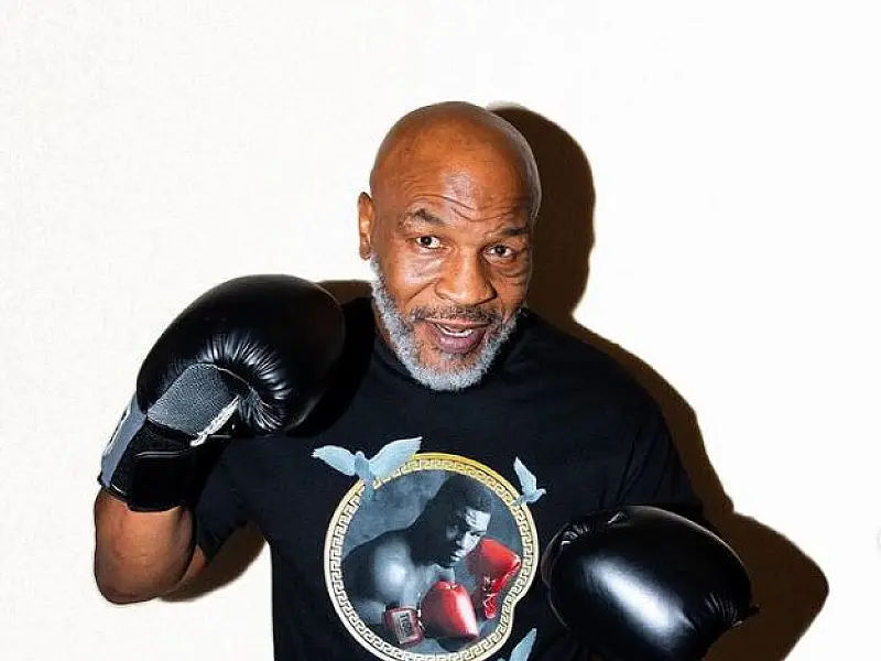 Tyson diz que poderia voltar ao boxe pelo preço certo