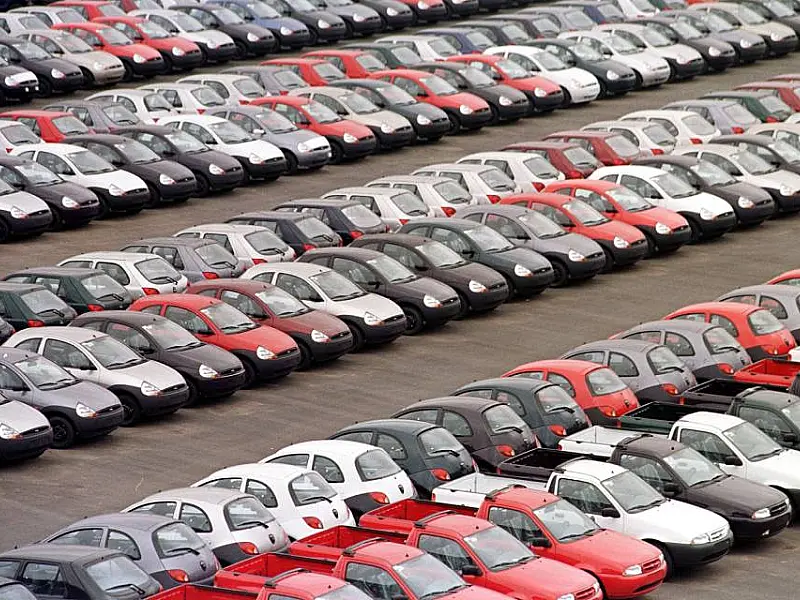 Venda de carros registra pior primeiro trimestre em 16 anos