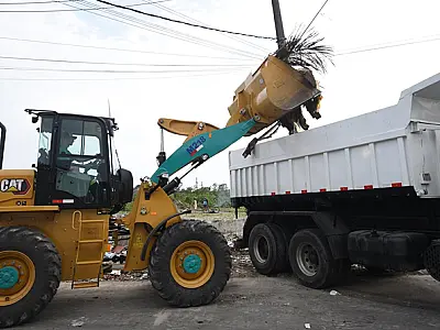 Praia Grande/SP remove mil e trezentas toneladas de entulho das ruas da Cidade