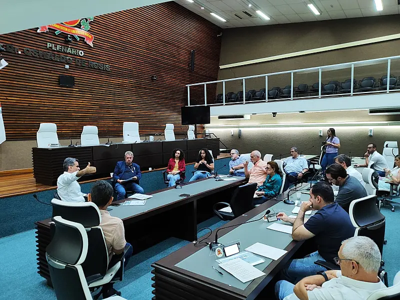 Programa de desenvolvimento é detalhado para vereadores de Santos