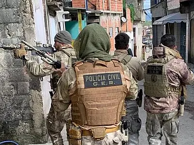 Operação prende suspeito de execução de paciente e membro de quadrilha que roubou joalheria