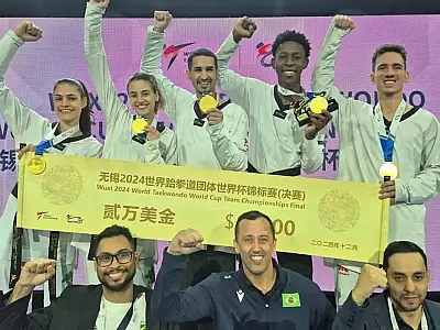Brasil é bicampeão por equipes na Copa do Mundo de taekwondo na China