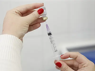 Mais de 70% da população brasileira está vacinada com duas doses ou dose única contra a Covid