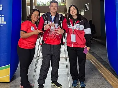 Waltemir Francisco é bronze no Circuito Paralímpico Loterias Caixa de natação