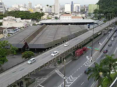 Centro de Santos tem restrições de estacionamento durante as obras do Elevado