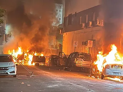 Santos vira campo de guerra após rebaixamento histórico do alvinegro praiano
