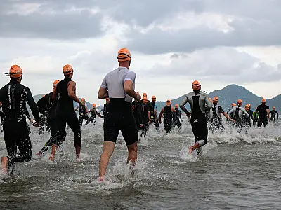 Atletas de todo o Brasil e seis países dão show no Triathlon Internacional de Santos
