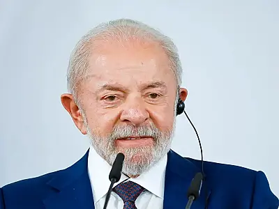 Lula chega à Alemanha para assinar parcerias comerciais e de inovação