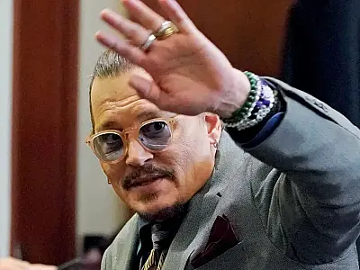 Festival de Cannes defende filme de Johnny Depp após polêmica com Amber Heard