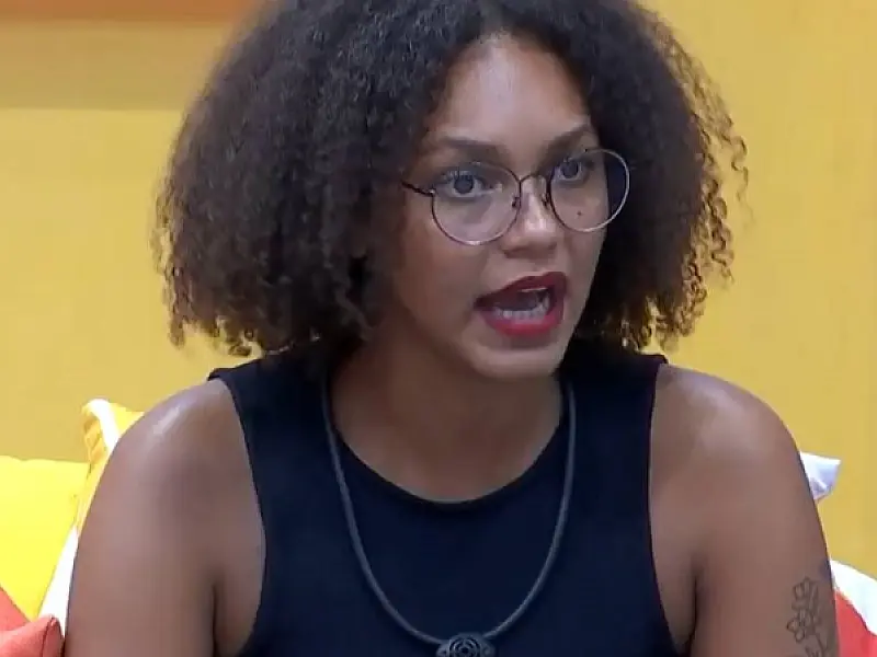 Jessilane vê avatar de Arthur na academia e aposta em Paredão falso