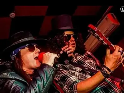 Banda cover do Guns N' Roses agita Brisamar Shopping neste domingo (31)