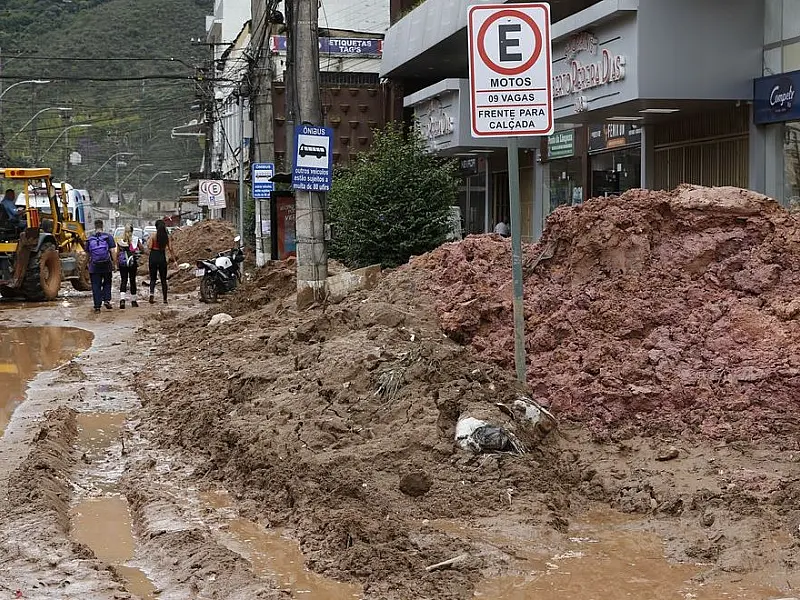 Total de mortos em Petrópolis sobe para 138