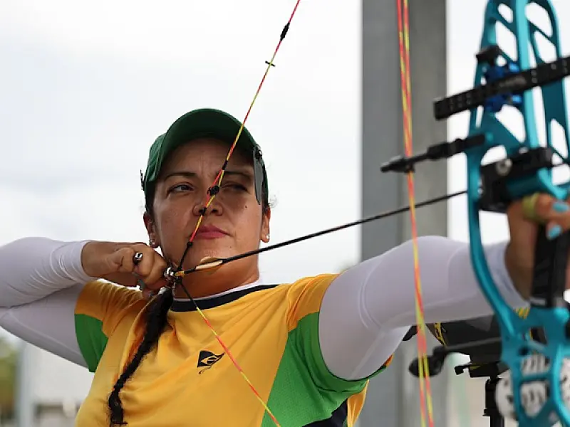 Brasil garante vagas no tiro com arco paralímpico em Paris 2024