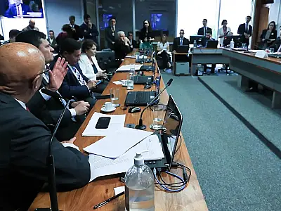 Oposição no Senado evita questionar chanceler sobre Israel e Gaza