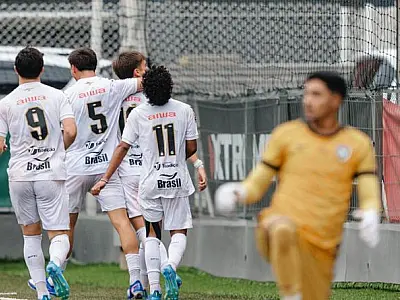 Santos FC goleia o Botafogo no CT Rei Pelé e abre vantagem nas quartas de final do Brasileiro sub-20