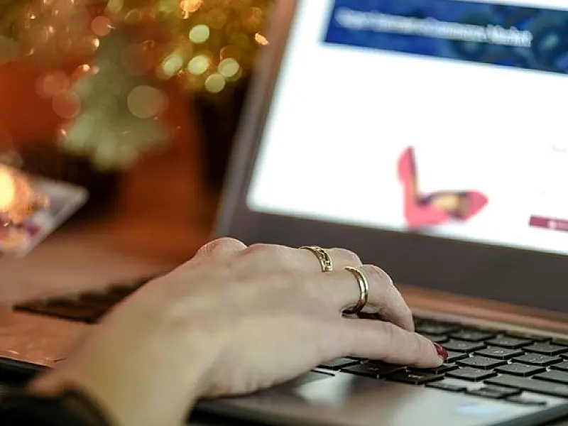 Governo Federal e Google firmam parceria para ampliar acesso ao Ligue 180