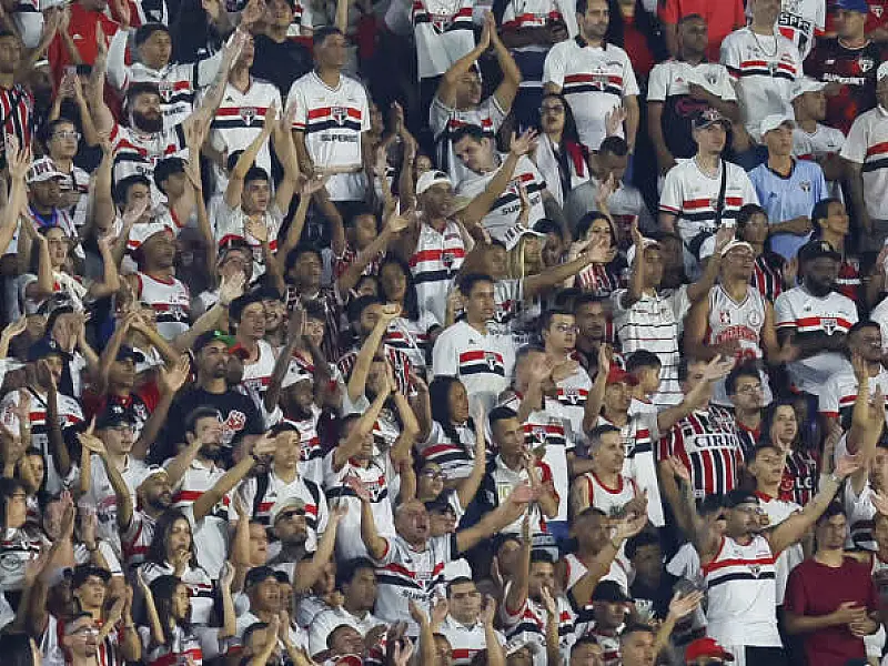 No primeiro clássico no Brasileirão, Tricolor recebe o Santos neste domingo
