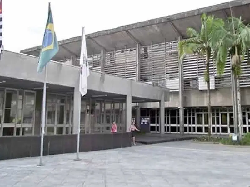 Cubatão tem inscrições abertas para professores e outros cargos na área da educação