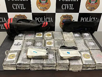 Ação da Polícia Civil resulta na apreensão de grande quantidade de cocaína em Guarujá
