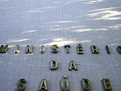 Saúde orienta sobre uso de medicamento que trata HIV multirresistente