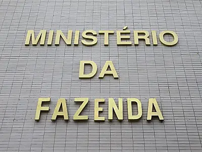Fazenda remaneja R$ 707 mi em crédito para ajudar produtores de leite