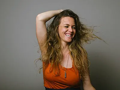 Turnê "Cantautoras de SP" chega à Itanhaém com show gratuito na Biblioteca Municipal