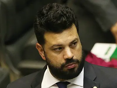 Leonardo Picciani é novo secretário de saneamento do governo Lula 3