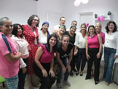 Instituto da Mulher e Gestante de Santos promove café da manhã para pacientes