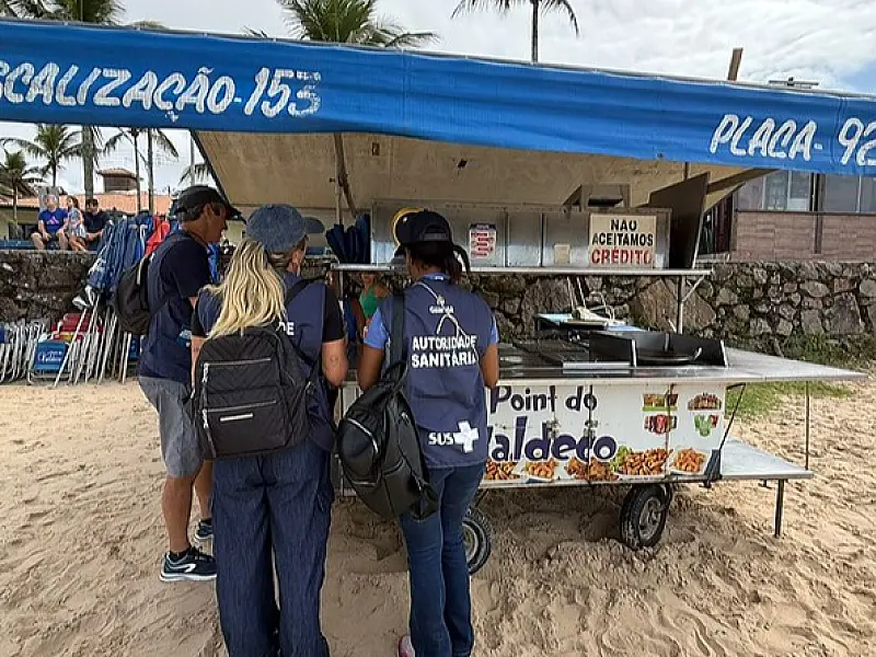 Vigilância Sanitária faz operação para reforçar cuidados com a Praia do Tombo, Bandeira Azul