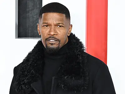 Família de Jamie Foxx pede que fãs orem pela vida dele