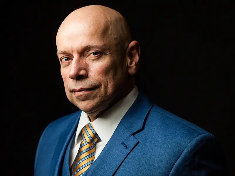 Leandro Karnal anuncia fim de contrato e saída da CNN Brasil pelas redes sociais