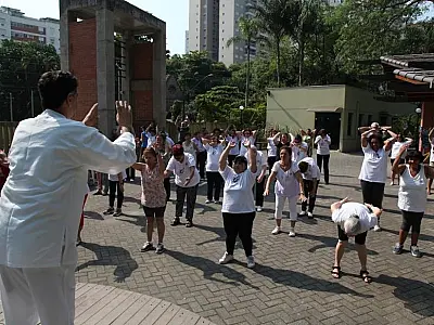 Projeto em Santos oferece vagas gratuitas de tai chi chuan na Nova Cintra e Orla