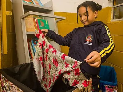 Escola Regina Célia inicia campanha do agasalho com estudantes da rede