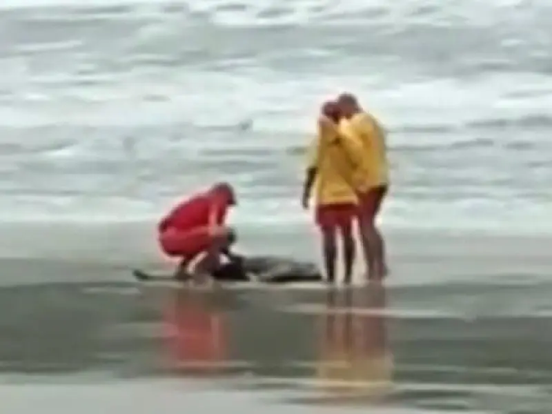 Corpo é encontrado na praia da Enseada, em Guarujá