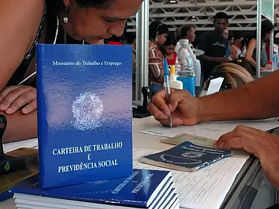 Mercado de trabalho reproduz desigualdade racial, aponta Dieese