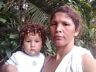 Mãe e 7 filhos soterrados em Paraty moravam num único cômodo