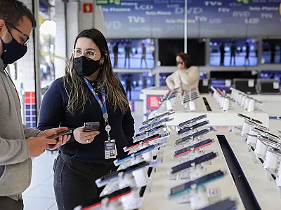 País gera 135 mil novos postos de trabalho em novembro, diz Caged