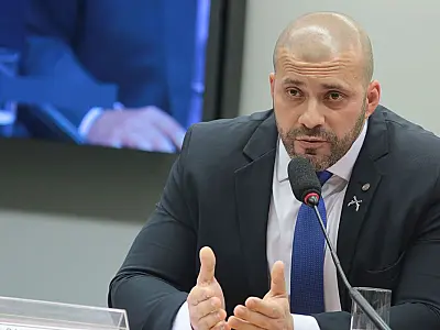 Um dia após perder mandato, Daniel Silveira é preso em Petrópolis