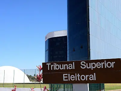 TSE mantém decisão que multou deputado Nikolas em R$ 30 mil