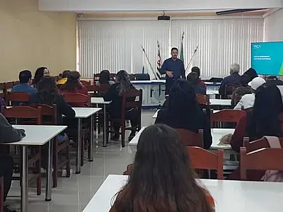 CDL Santos Praia abre inscrições do "Programa Caça Talentos" para vagas de trabalho na Páscoa