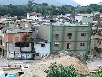 Santos vai fazer regularização fundiária de 747 unidades habitacionais na Zona Noroeste