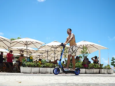 Baixada Santista reúne 301 mil usuários de patinetes elétricos