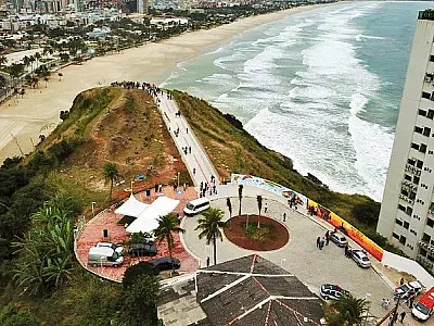 Céu de Guarujá ganha colorido especial com o Music Fly nos dias 6 e 7 de dezembro