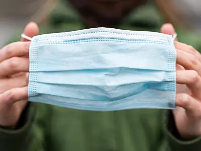 Miracatu libera uso de máscaras em locais fechados